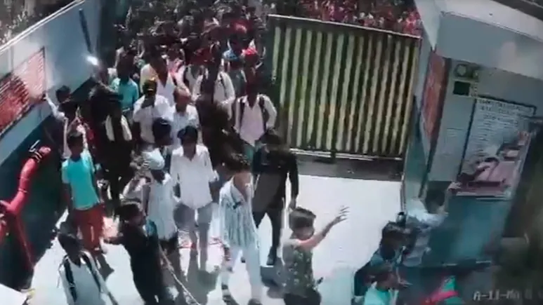 Mdr5geto Noida Factory Workers Protests 625x300 14 April 26