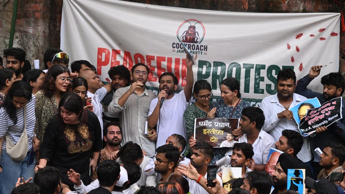 Cockroach Janta Party Protest LIVE